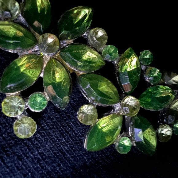 Vintage Vaseline Uranium Glass Brooch Czech Pin - Picture 7 of 9